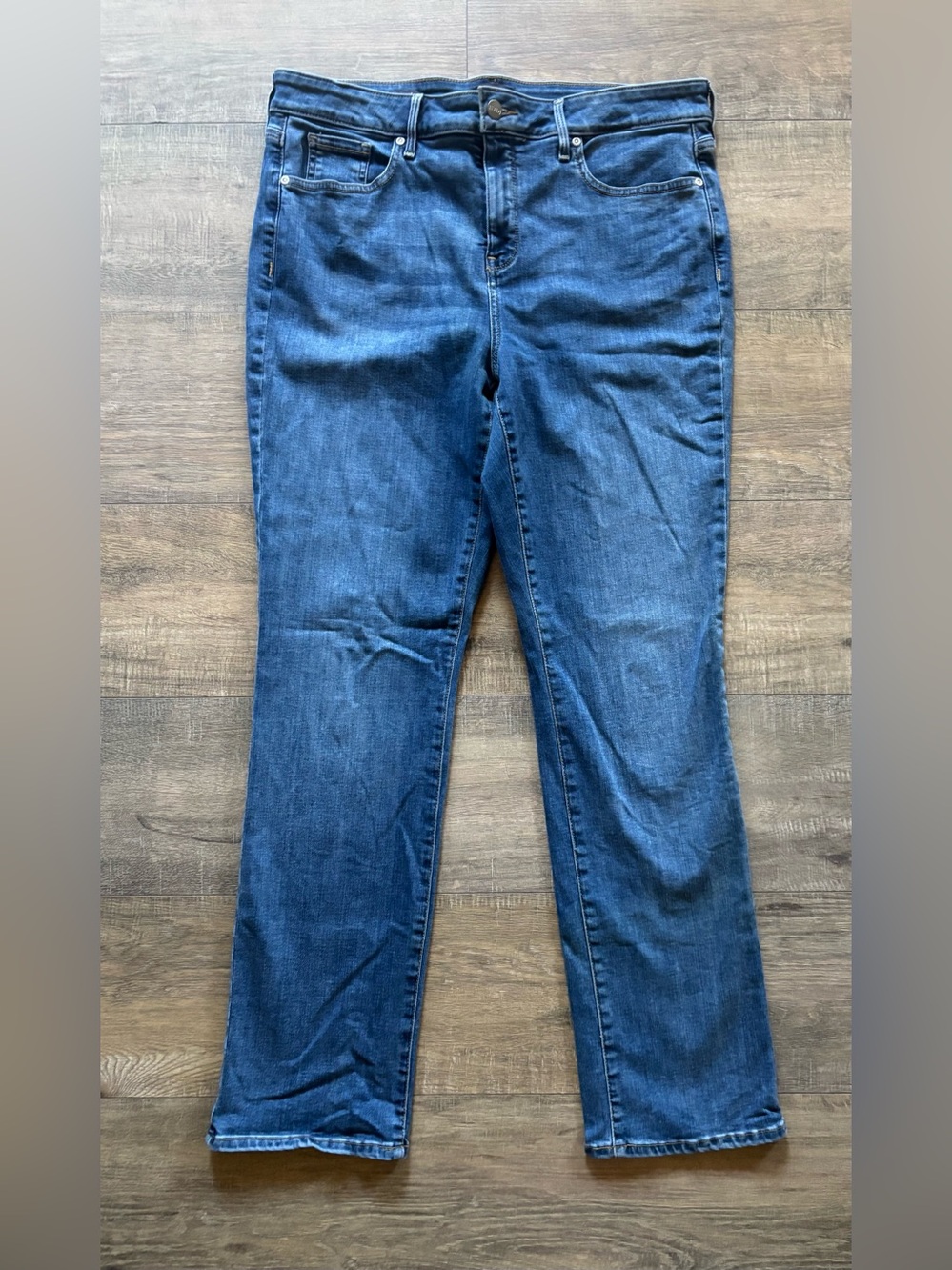 NYDJ Marilyn straight lift x tuck technology women’s size 16 medium blue jeans